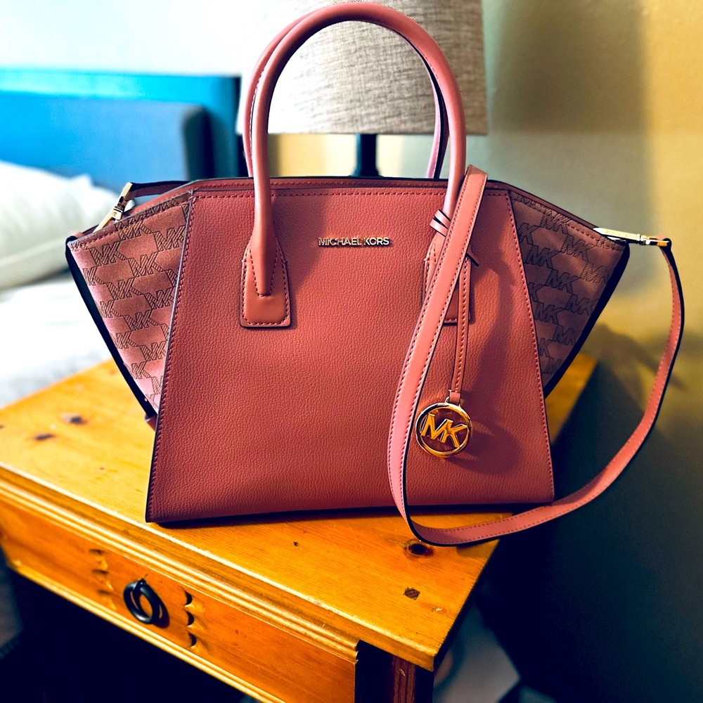 Michael Kors Avril LG Satchel Pink